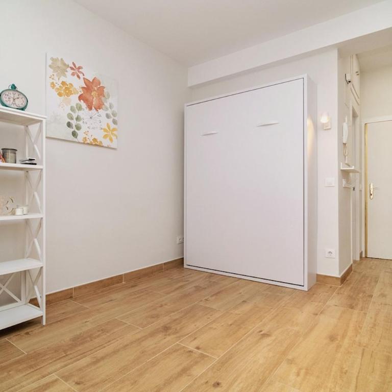 Pequeño edén en Malasaña - One-bedroom Loft Apartment - 26