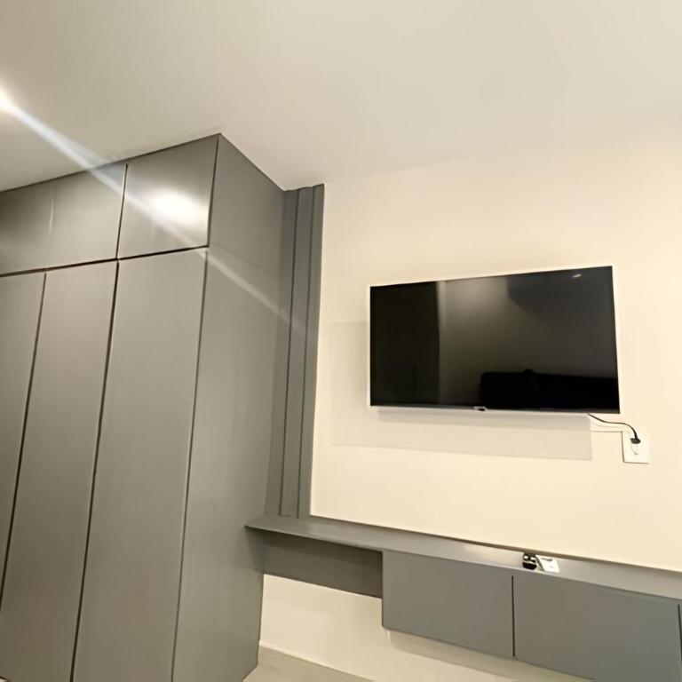 Sophisticated APT/Parking/Co-Work/Gym/BBQ/WiFi/MTY - Apartment - 3