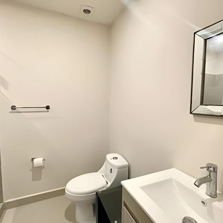 Sophisticated APT/Parking/Co-Work/Gym/BBQ/WiFi/MTY - Apartment - 14