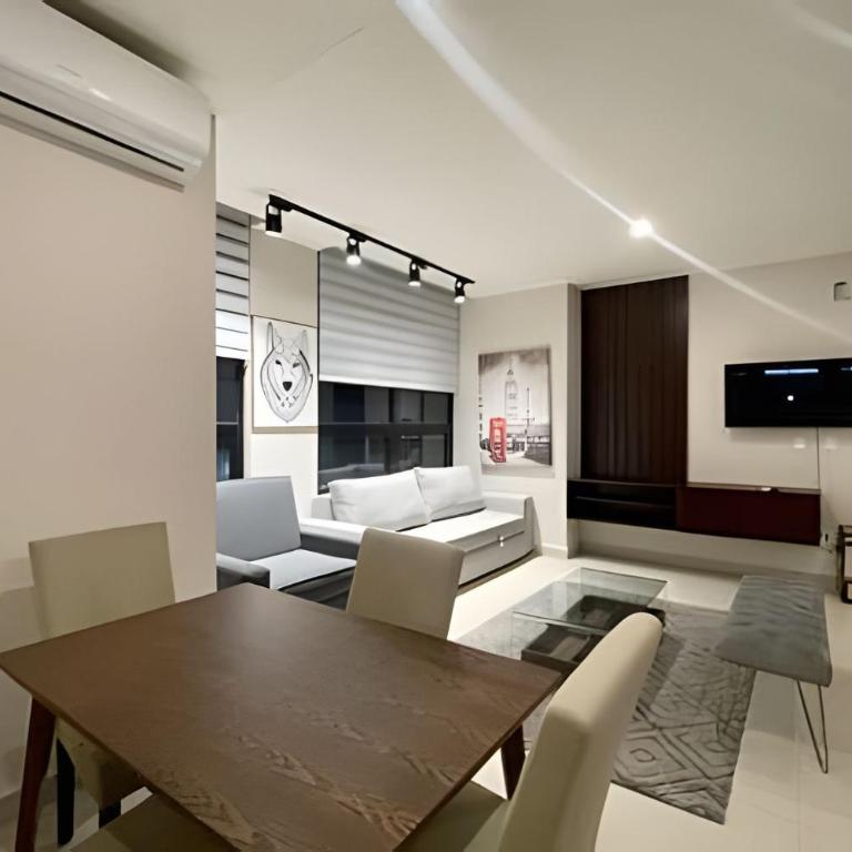 Sophisticated APT/Parking/Co-Work/Gym/BBQ/WiFi/MTY - Apartment - 18