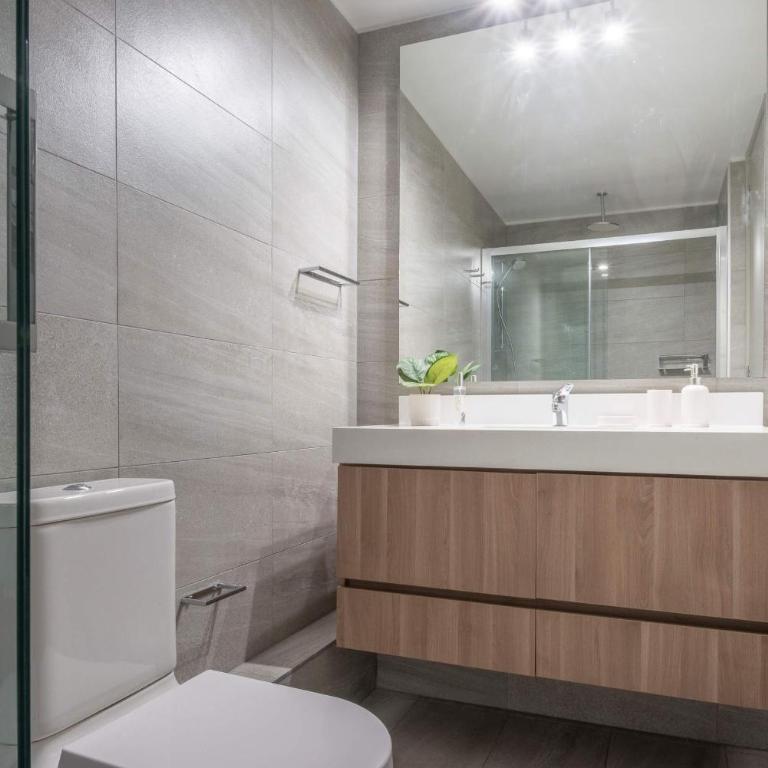 HOM ELITE I Metro Manquehue I Parking I Las Condes - Apartment - 24