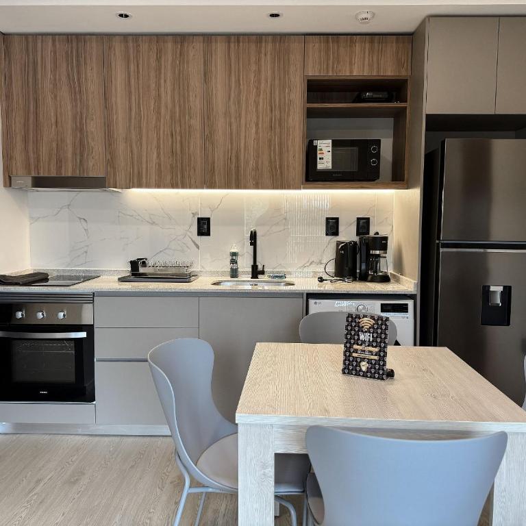 Apt w/ amenities steps from Shopping del Sol - Apartment - 11