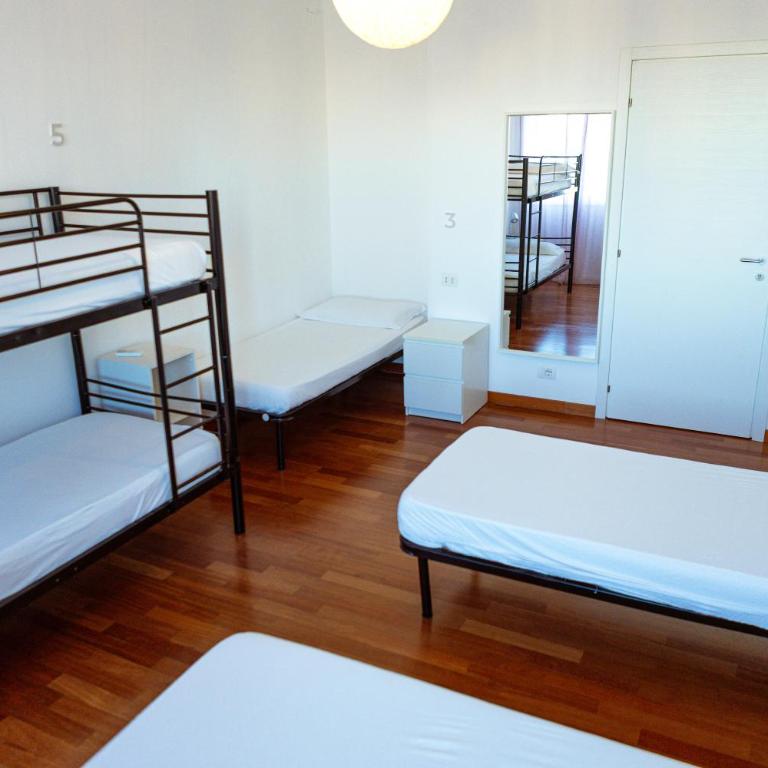 B&B Best Hostel Milano - Posto Letto in Dormitorio Femminile - 6