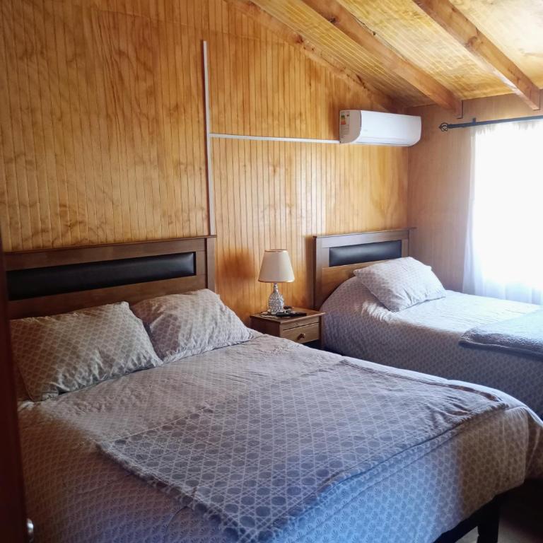Hostal Villa Portales - Double or Twin Room with Private Bathroom - 3
