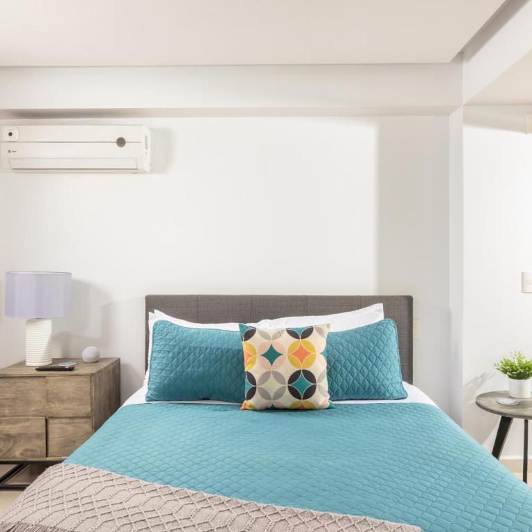 Luxury 2-Bedroom Beachfront Oasis – Two Balconies to Soak in the Views - Two-Bedroom Apartment - 22
