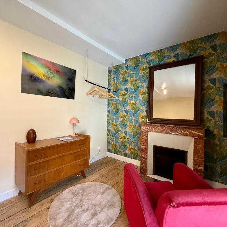 A l'ombre de la Tour - Appartement 1 Chambre de Luxe - Vue sur Jardin - 10