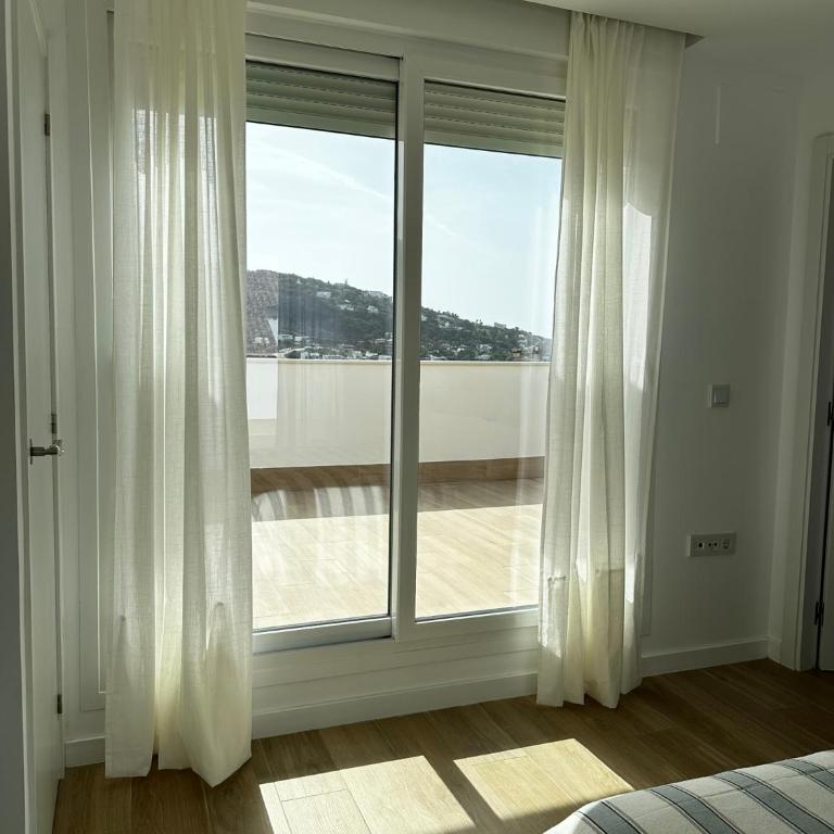 Tres de Zahara - Apartamento de 3 dormitorios con vistas al mar - 16