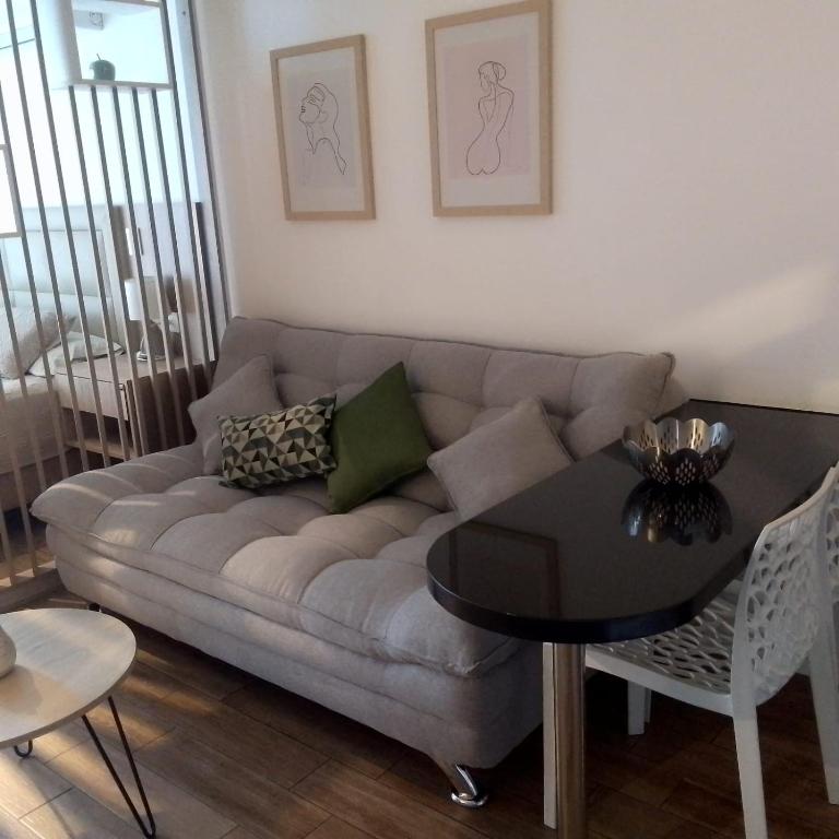 Elegante Monoambiente en Equipetrol - One-Bedroom Apartment - 8