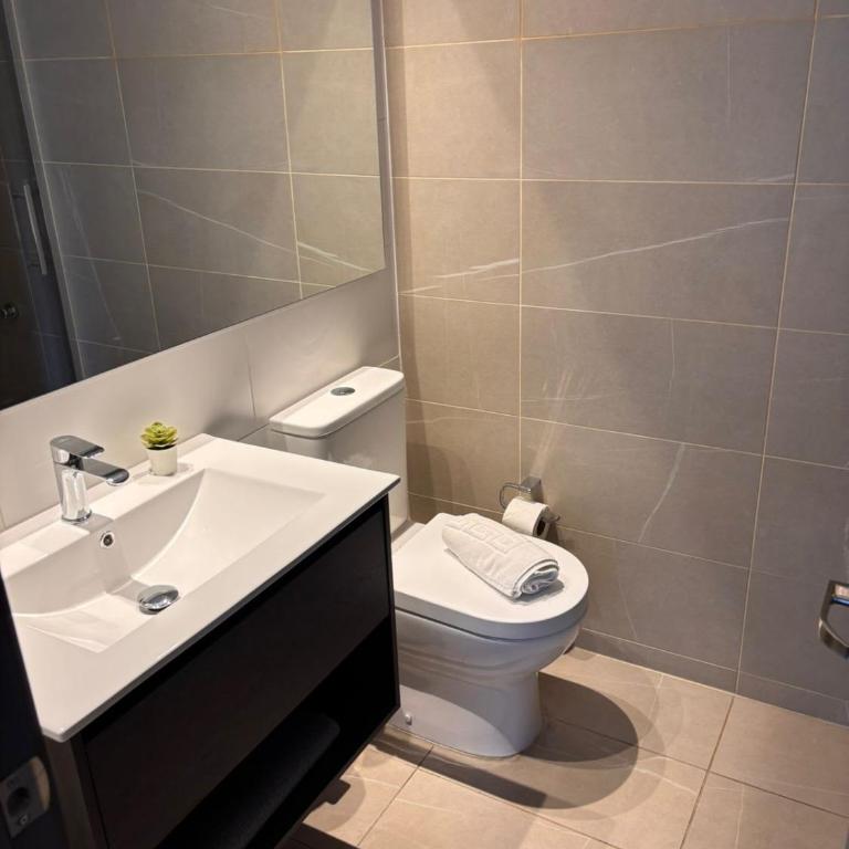 HOM I Lujoso Depto 2D2B, Ñuñoa con Estacionamiento - Apartamento - 23