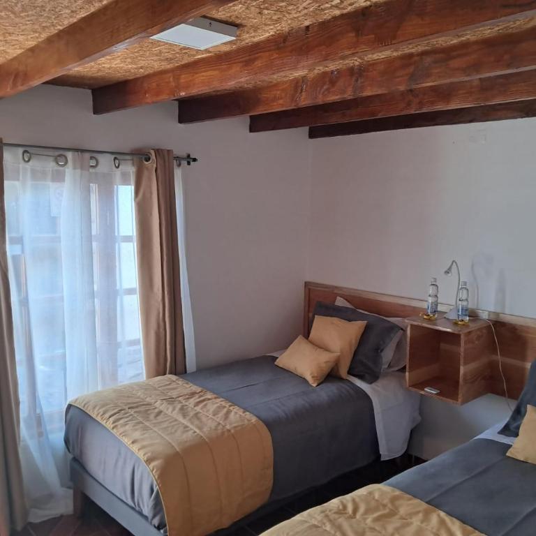 Hostal Malú - Twin Room with Private Bathroom - 9