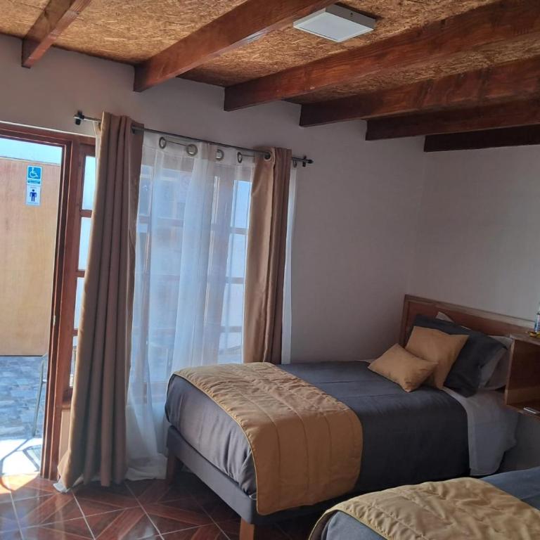 Hostal Malú - Twin Room with Private Bathroom - 5