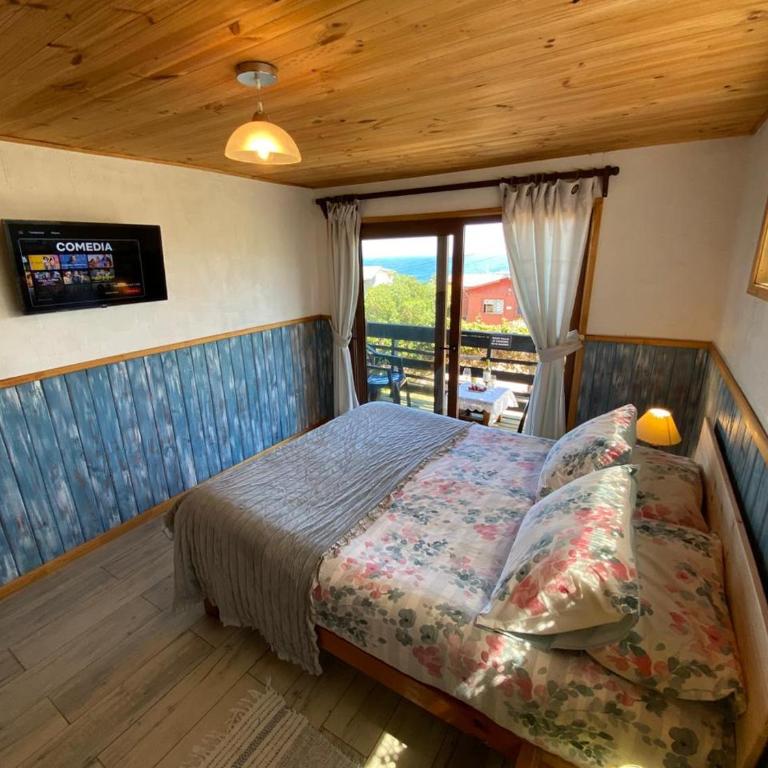 Hostal F - Habitación Doble Deluxe con vistas laterales al mar - 24