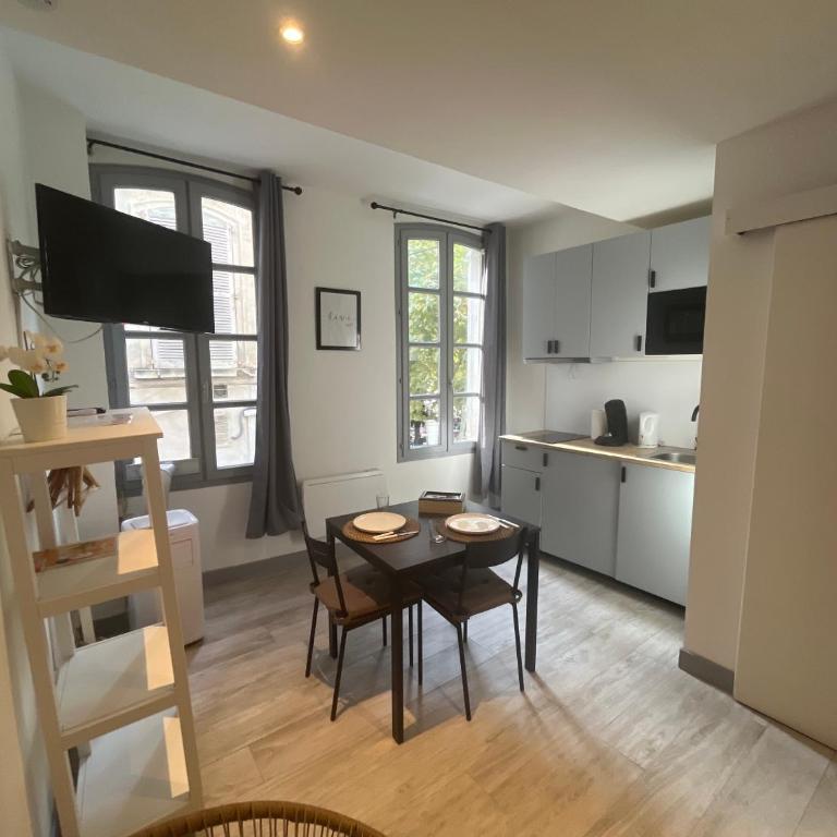 Pia - Studio 1er climatisé 2 pers - One-Bedroom Apartment - 1
