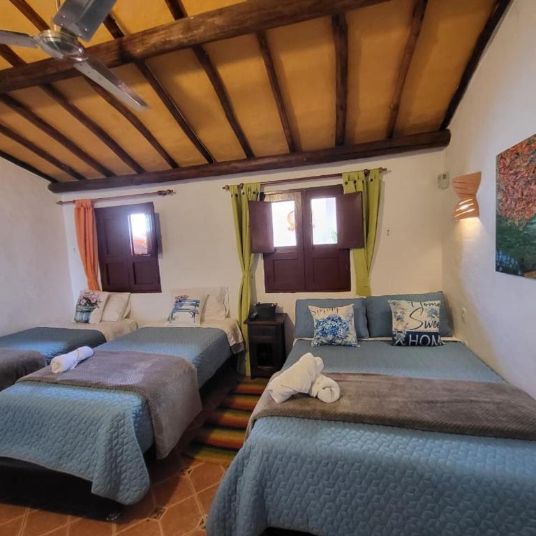 AQUI ESTOY BIEN - Habitación Cuádruple Clásica - 4