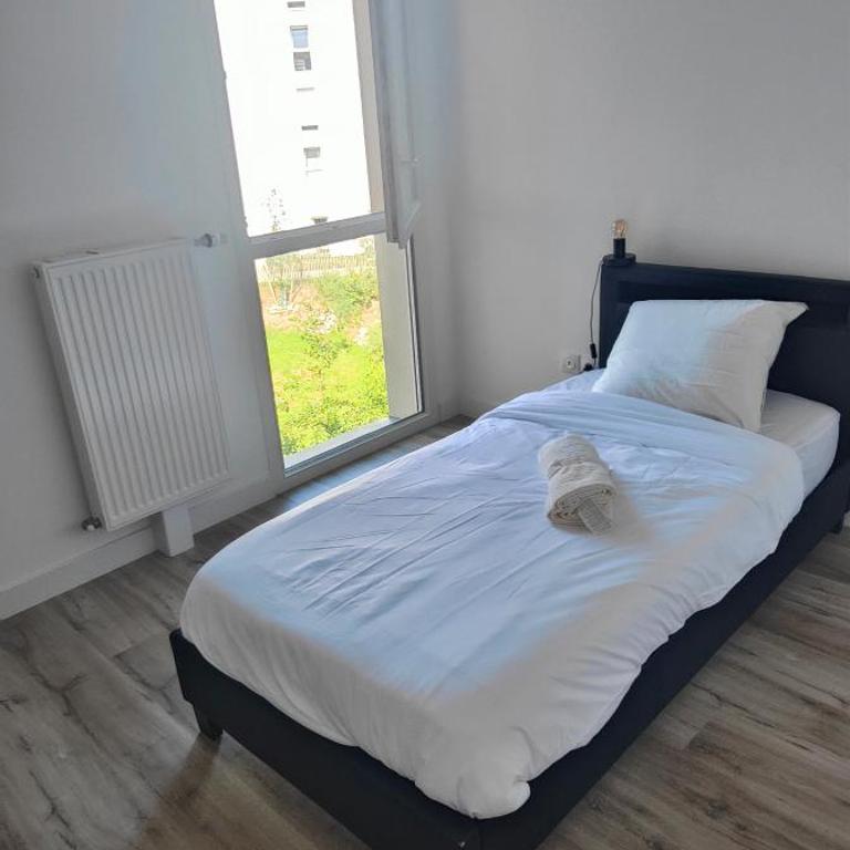 sea or city center 2 steps away, it's up to you - Appartement 3 Chambres avec Balcon - 9