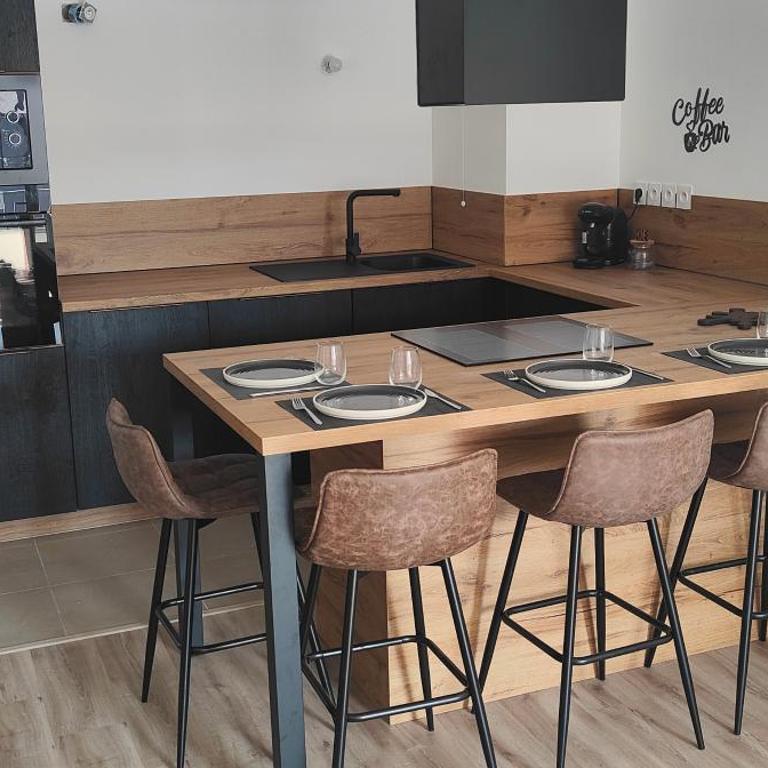 sea or city center 2 steps away, it's up to you - Appartement 3 Chambres avec Balcon - 2