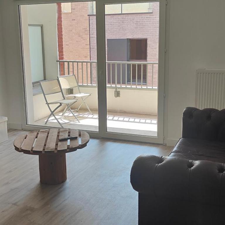 sea or city center 2 steps away, it's up to you - Appartement 3 Chambres avec Balcon - 12