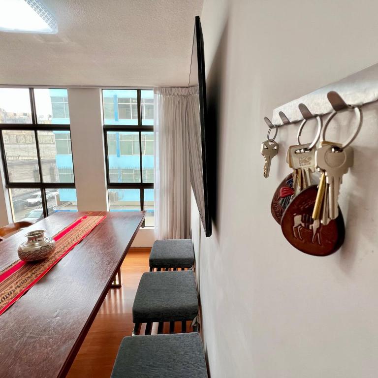 Modern Central family Apt in Lima! Speedy WiFi! - Apartamento de 3 dormitorios - 2