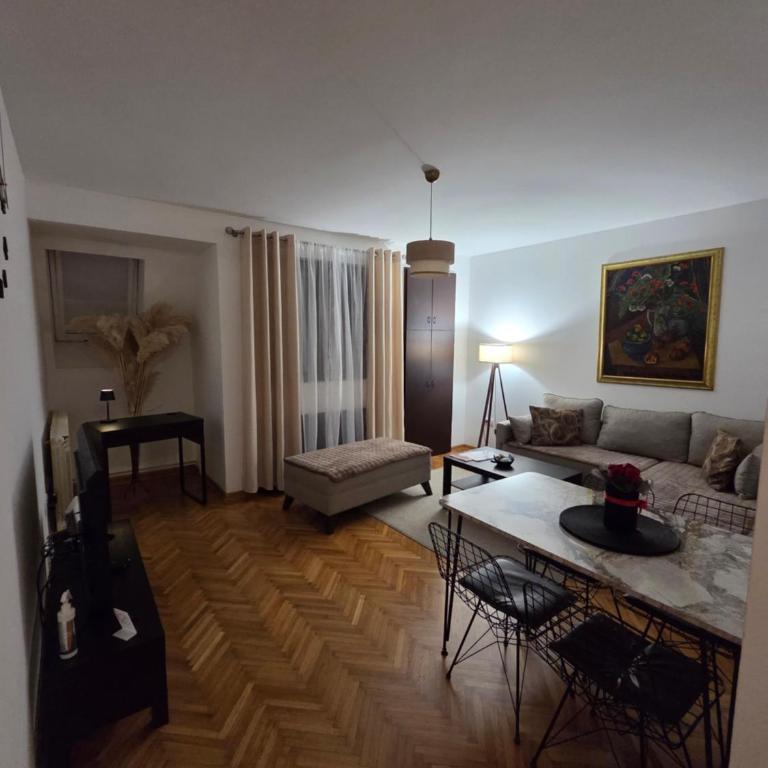 BMM LUX APARTMENT CENTAR - Apartman sa 2 Spavaće Sobe - 1