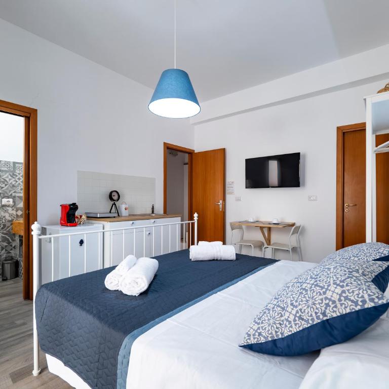 Le due Sicilie -Ragusa Guest House - Double Room with Balcony - 8