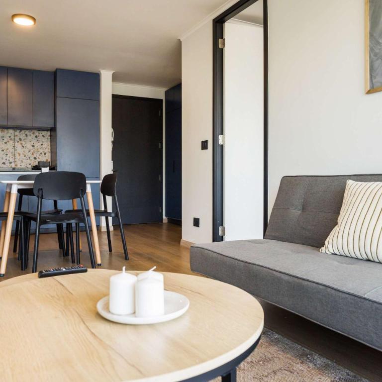 Chic 2BR Retreat for 5 in Vibrant Las Condes Oasis - Apartment - 19