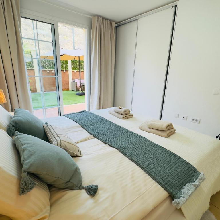 Bright Retreat with Lush Outdoor Space - Apartamento de 1 dormitorio - 5