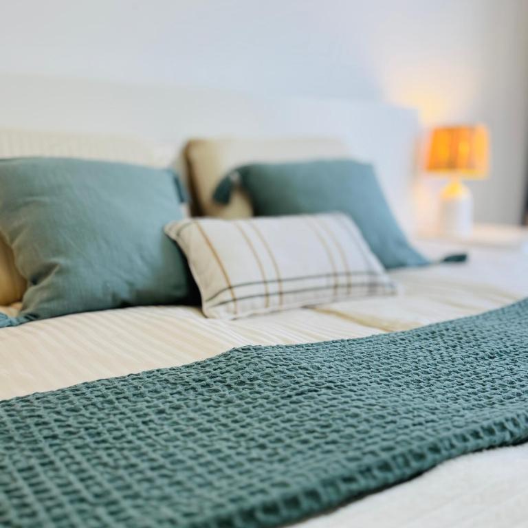 Bright Retreat with Lush Outdoor Space - Apartamento de 1 dormitorio - 7
