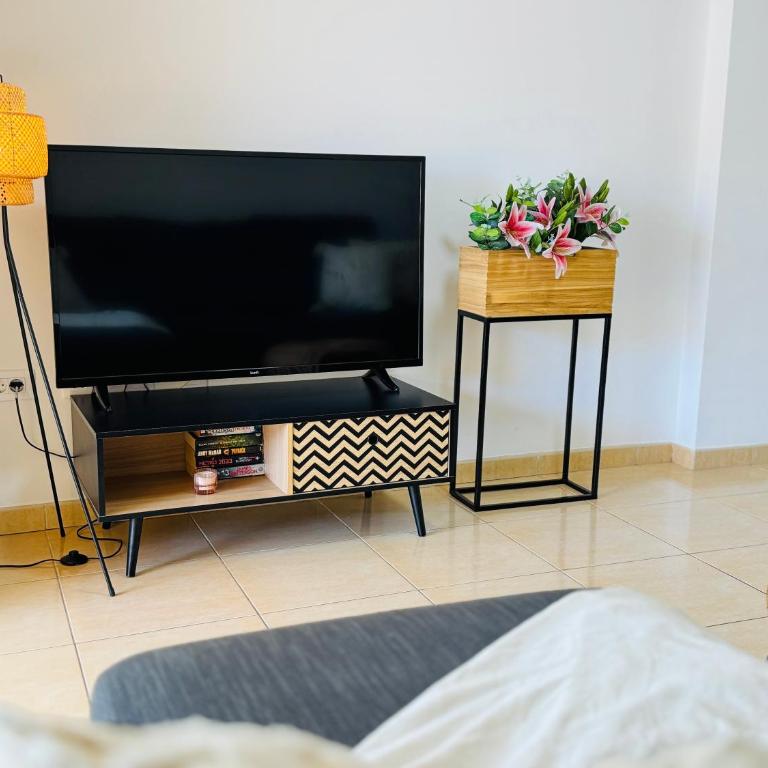 Bright Retreat with Lush Outdoor Space - Apartamento de 1 dormitorio - 21