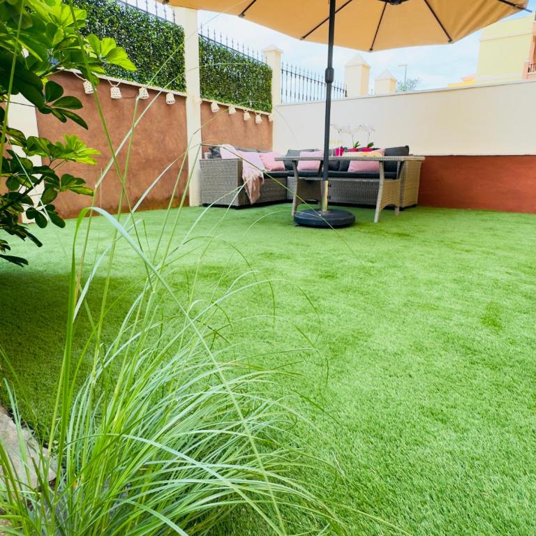 Bright Retreat with Lush Outdoor Space - Apartamento de 1 dormitorio - 16