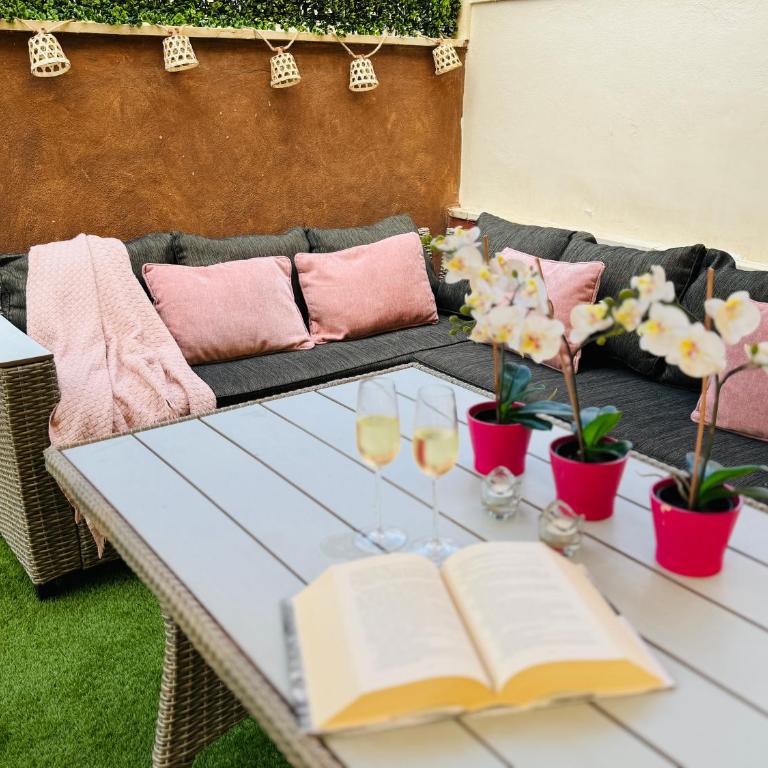 Bright Retreat with Lush Outdoor Space - Apartamento de 1 dormitorio - 14