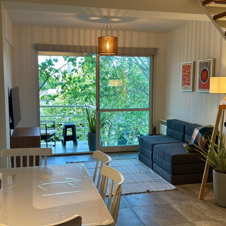 Departamento 2 ambientes en Guemes con cochera propia cubierta - One-Bedroom Apartment - 4
