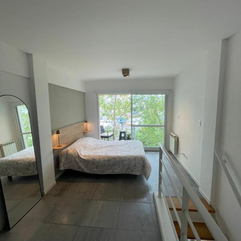 Departamento 2 ambientes en Guemes con cochera propia cubierta - One-Bedroom Apartment - 5