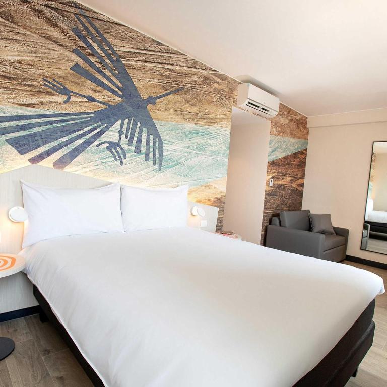 ibis Styles Lima Benavides Miraflores - Habitación con sofá cama - 1 cama grande - 5