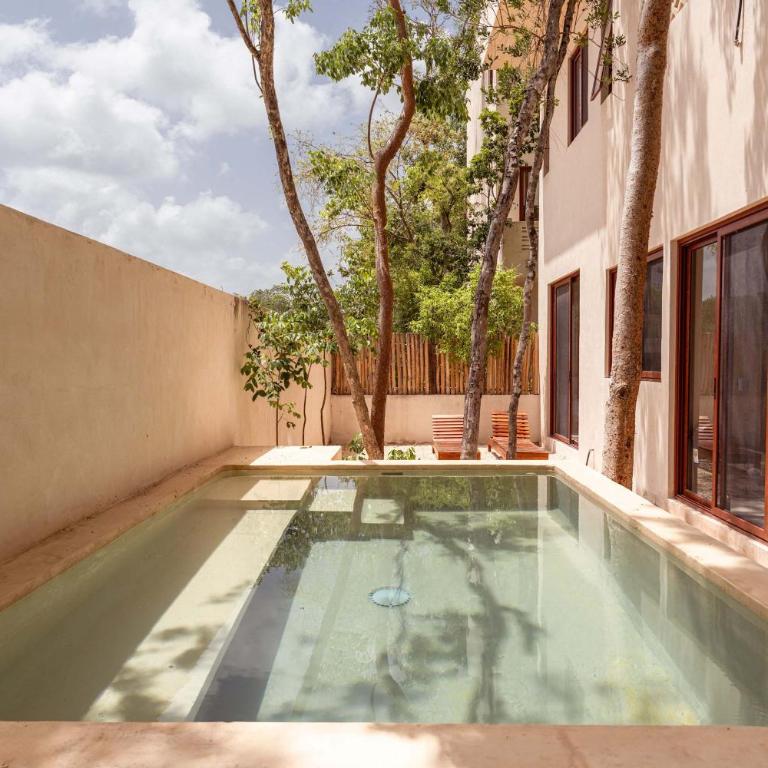 Luxe Ground-Floor 3BR Jungle Haven with Plunge Pool - Apartamento - 19