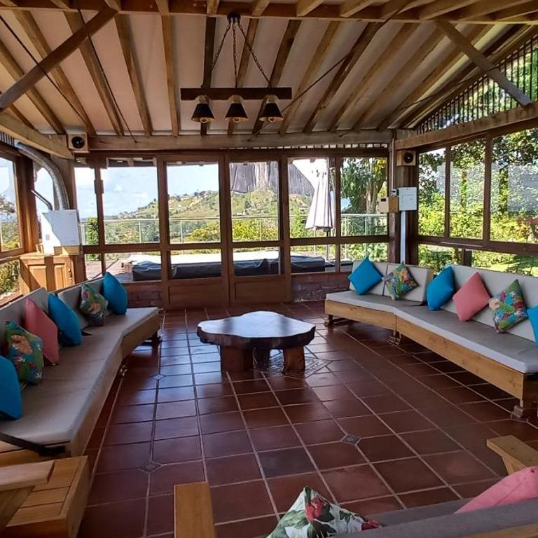 Casa de Campo Bheta - Four-Bedroom House - 12