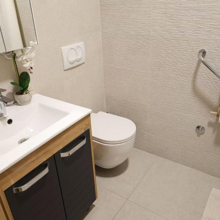 Valmere Apartment Tivat Sea View Free Parking - One-Bedroom Apartment - 10