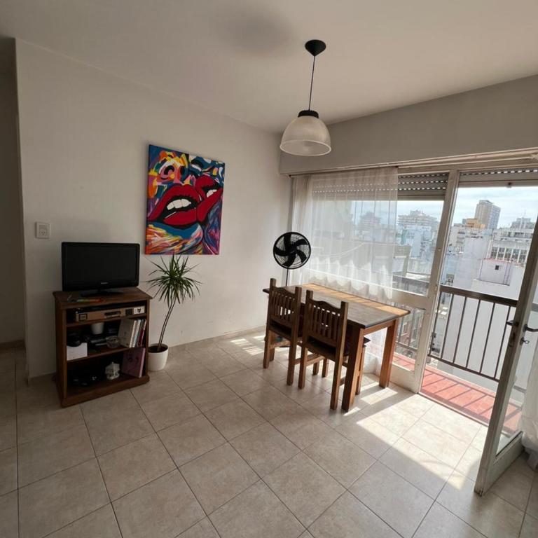Luminoso departamento a tres cuadras del mar - One-Bedroom Apartment - 5