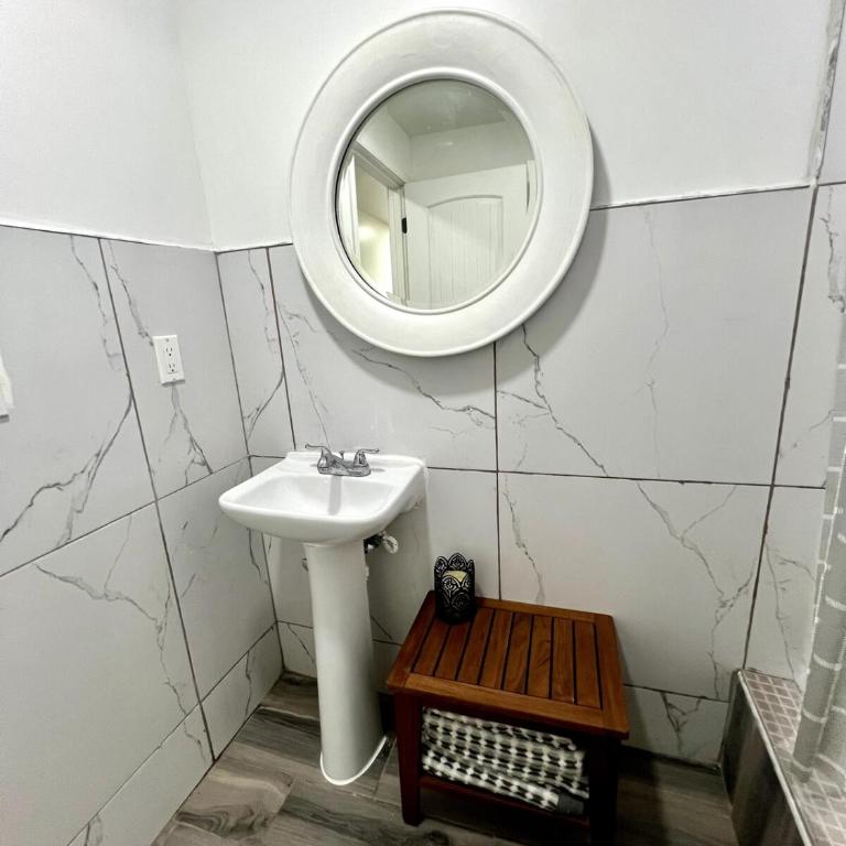 Departamento Nuevo - Two-Bedroom Apartment - 11