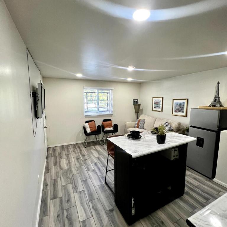 Departamento Nuevo - Two-Bedroom Apartment - 18