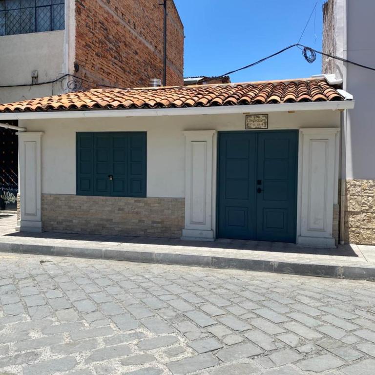 Suites Modernas Coloniales en el Centro Histórico de Cuenca - Apartamento de 1 dormitorio - 22