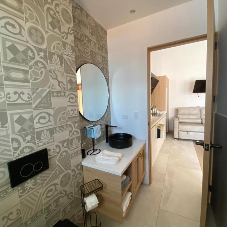 Suites Modernas Coloniales en el Centro Histórico de Cuenca - Apartamento de 1 dormitorio - 26