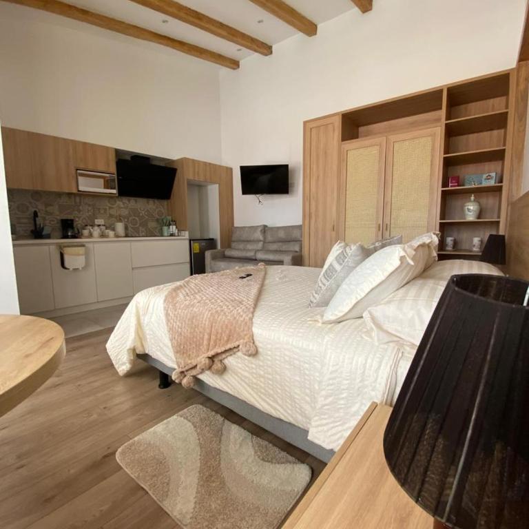 Suites Modernas Coloniales en el Centro Histórico de Cuenca - Apartamento de 1 dormitorio - 28