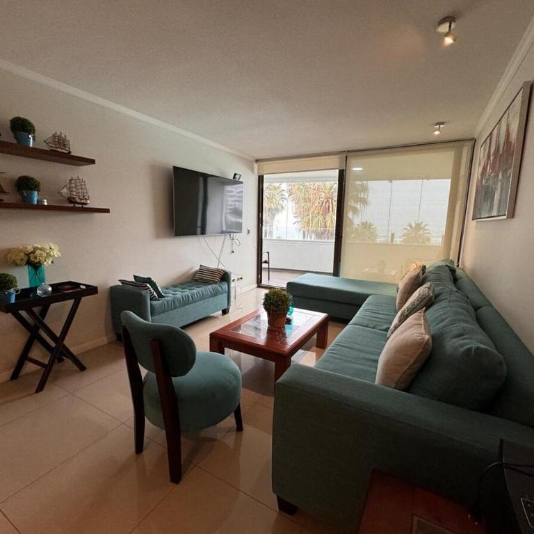 Beachfront apartment next to the casino - Three-Bedroom Apartment - 3