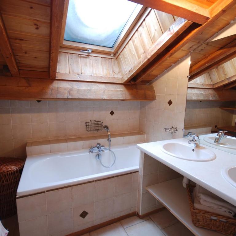 Chalet 10p avec Jardin, Proche Pistes, Wi-Fi, Cheminée - La Salle-les-Alpes - FR-1-762-49 - Chalet - 4