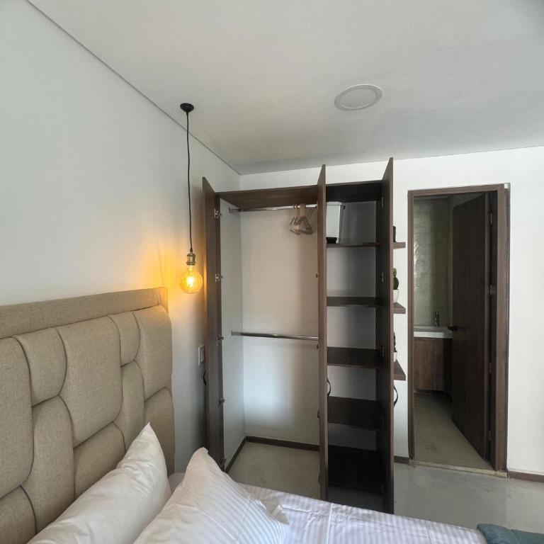 Faro 201, 202, 203 Lujo en Laureles Ubicación Premium - One-Bedroom Apartment - 15