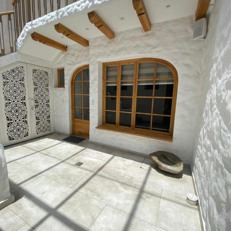 Suites Modernas Coloniales en el Centro Histórico de Cuenca - Apartamento Deluxe - 12