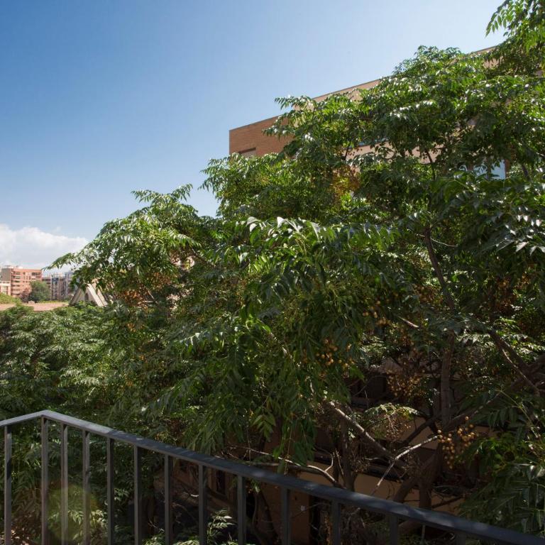 SingularStays Na Jordana - Three-Bedroom Apartment - 14