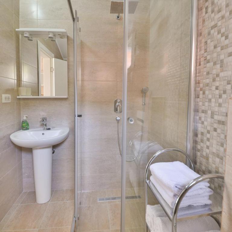 Apartmani Raskovic - Studio sa Balkonom - 16