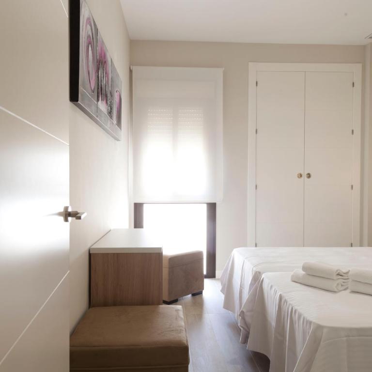 Apartamentos Pinar Málaga Centro - Carretería - Apartamento Superior - 8