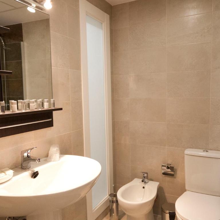 Apartamentos Pinar Málaga Centro - Carretería - Apartamento Superior - 2